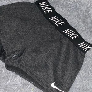 Nike Short Short